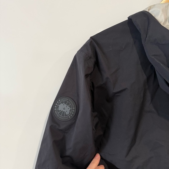 Canada Goose - Wascana Shell Hooded Rain Jacket - Black - Picture 7 of 16